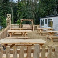 Rustic Picnic Bench - Image 4