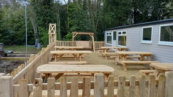 Rustic Picnic Bench - Image 4